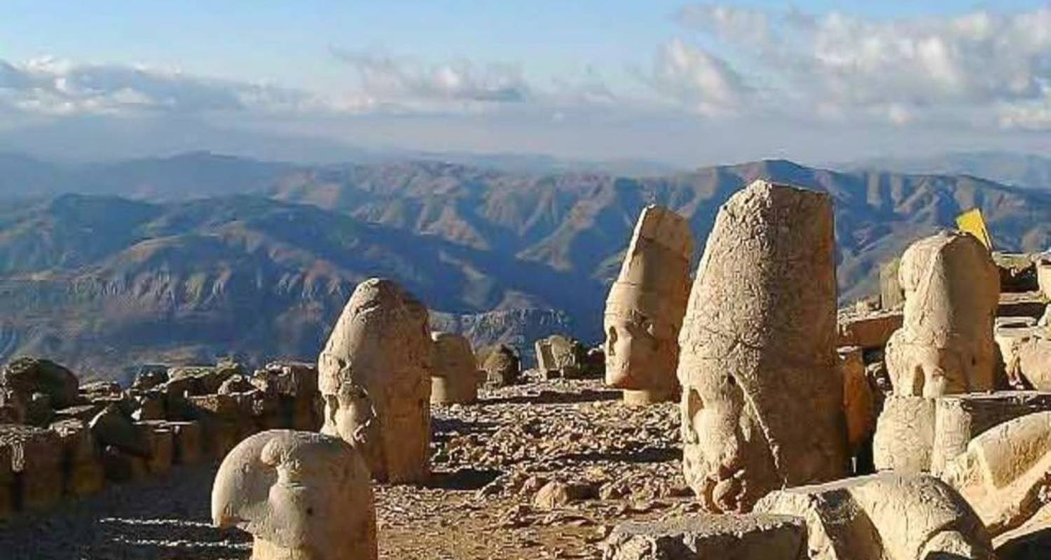 Circuit de 2 nuits à Nemrut, Sanliurfa et Harran au départ de la Cappadoce - Emoji Tourism