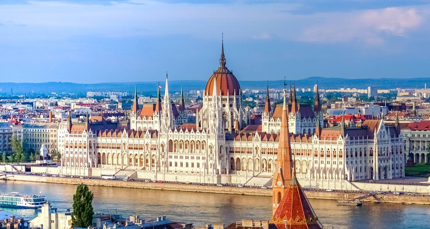 Danube Dreams with 2 Nights in Prague (Eastbound) 2026
