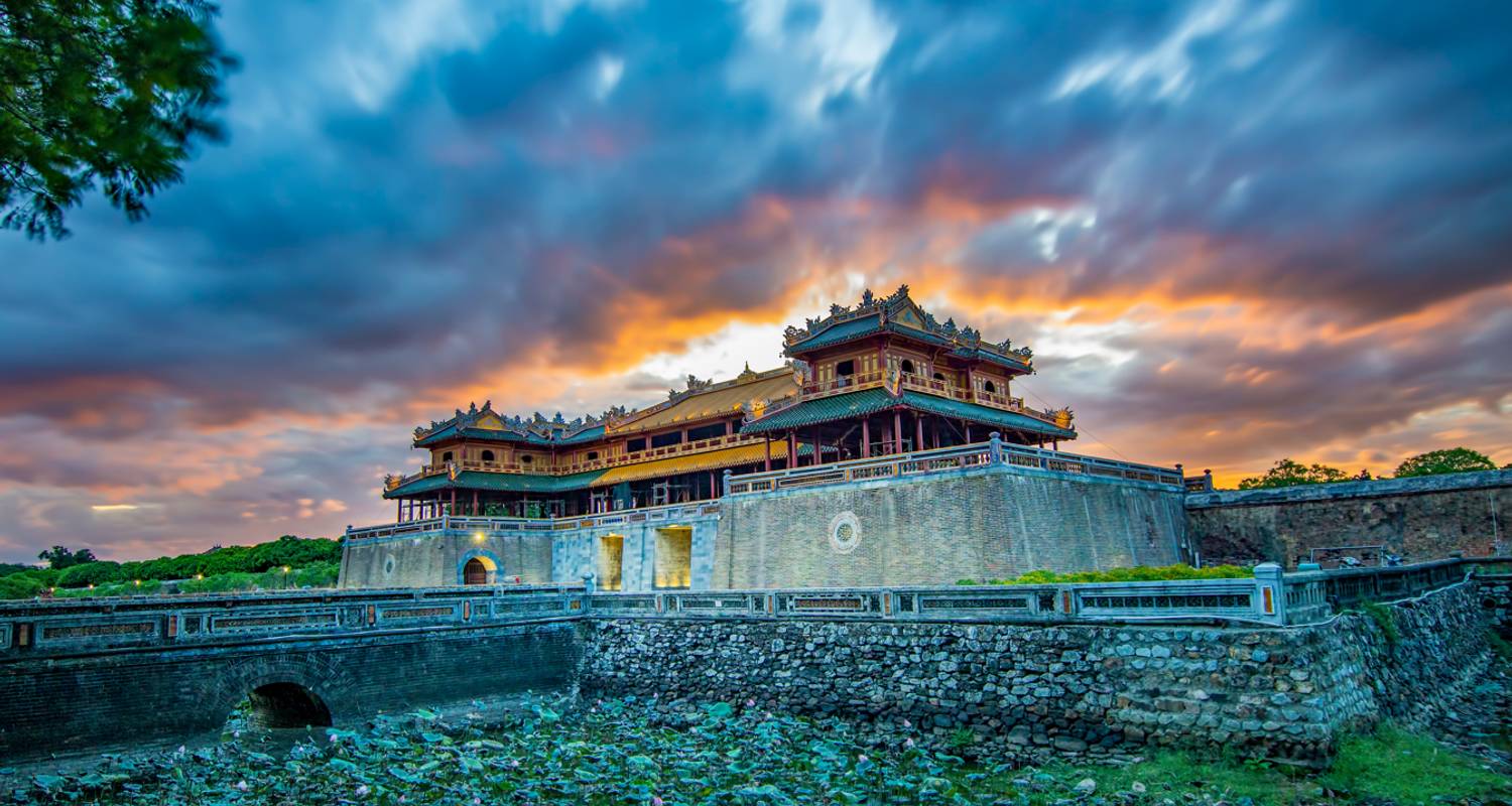 Shore Excursion - Hue Imperial Palace & Nguyen’s Dynasty Tombs from Chan May Port - Join-in Tour - Up Travel Vietnam