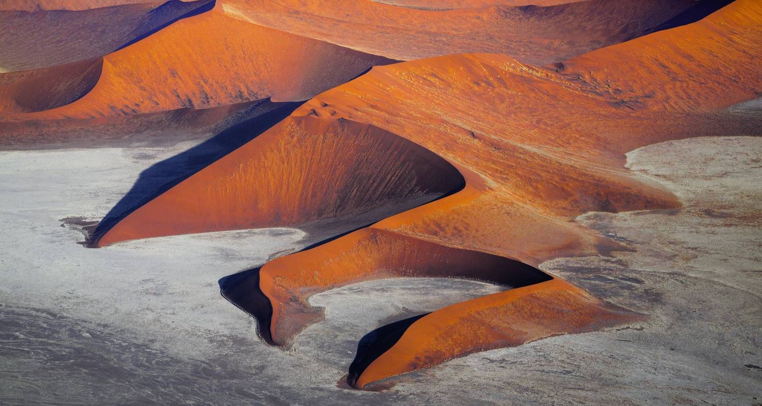 Safari en avión de lujo de 7 días por lo mejor de Namibia - Lights on Africa Destinations & Safaris