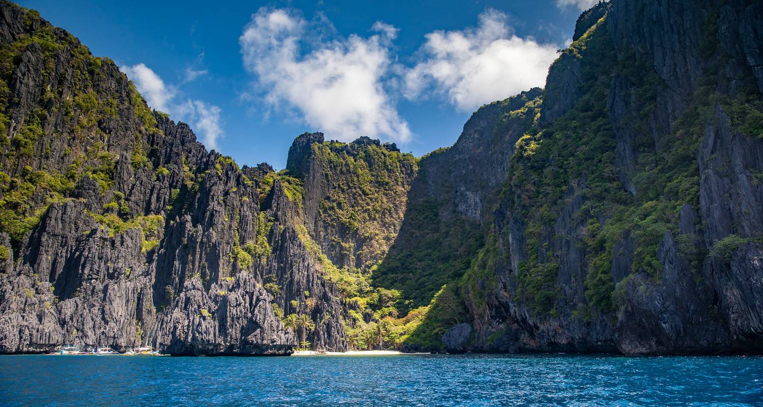 L'île de Palawan : Grottes, plages et couchers de soleil à couper le souffle - G Adventures