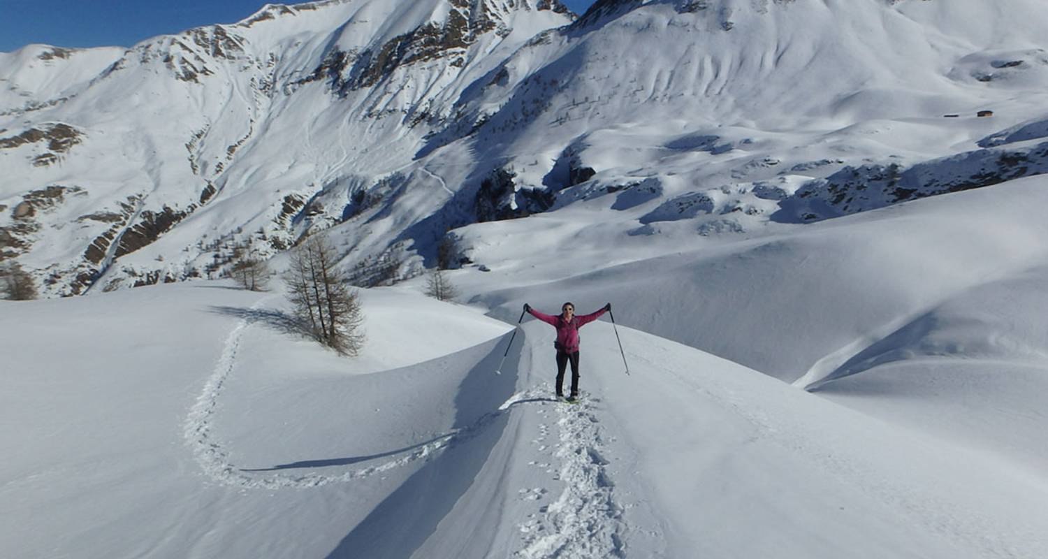 Guided Snowshoeing Holiday in the Alps - Undiscovered Mountains