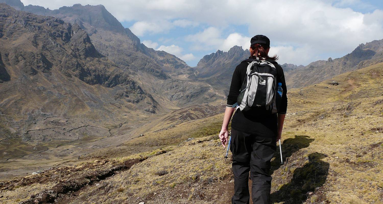 Lares Trek & Machu Picchu - 7 days - On The Go Tours