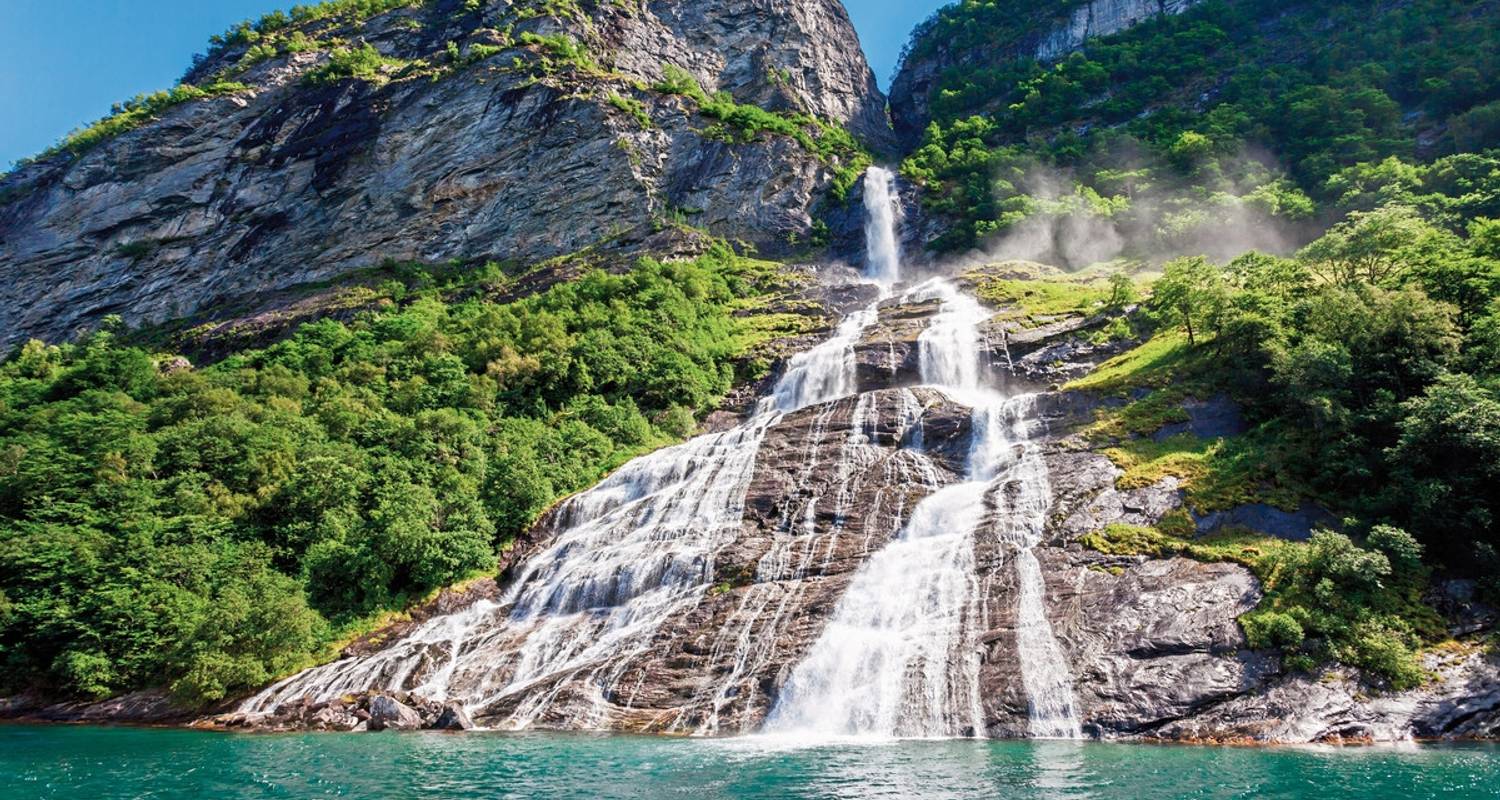 Fjords, glaciers and historic hotels - DERTOUR