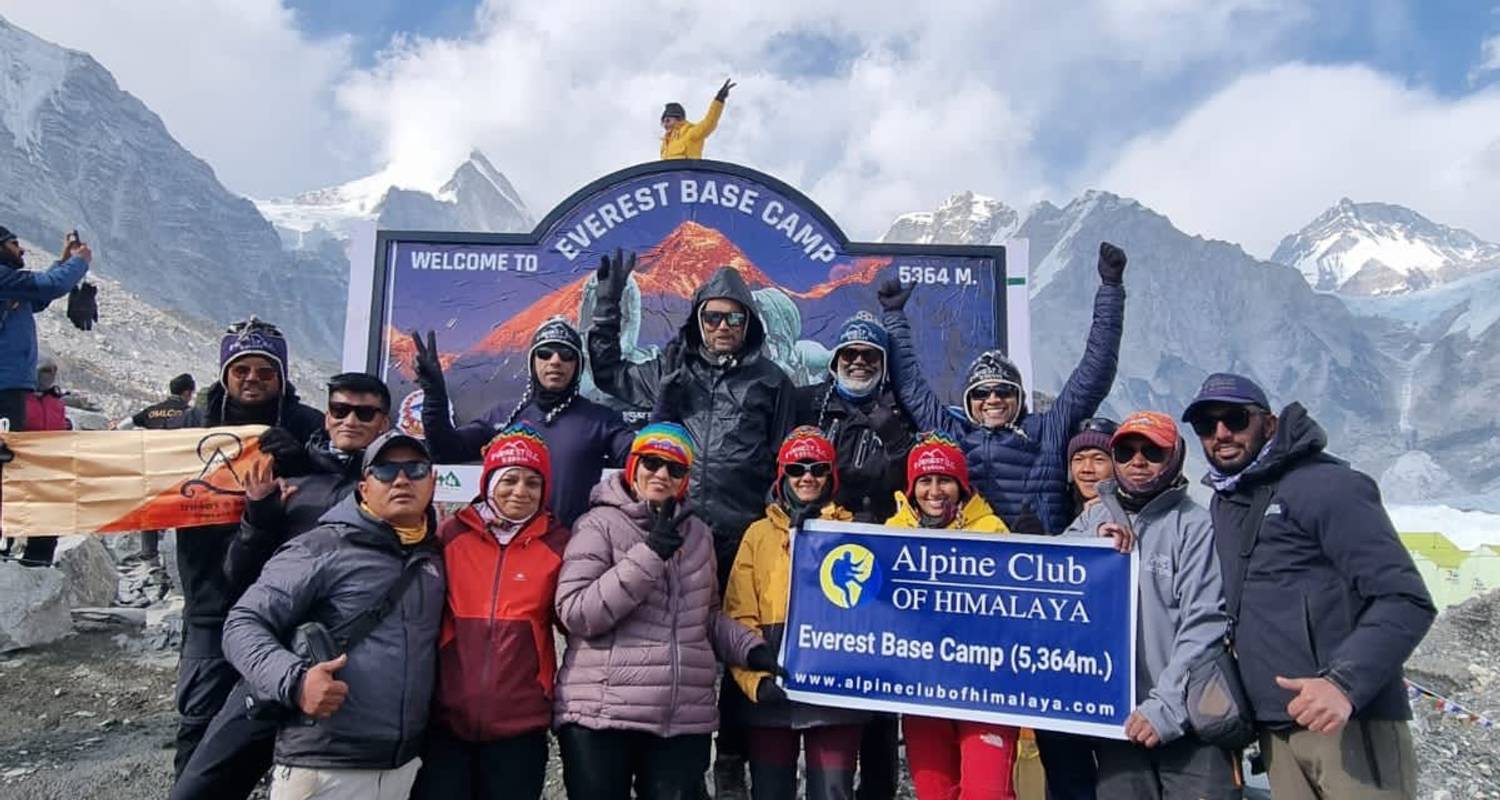 Everest Base Camp Trek und Hubschrauberrückflug - Alpine Club of Himalaya