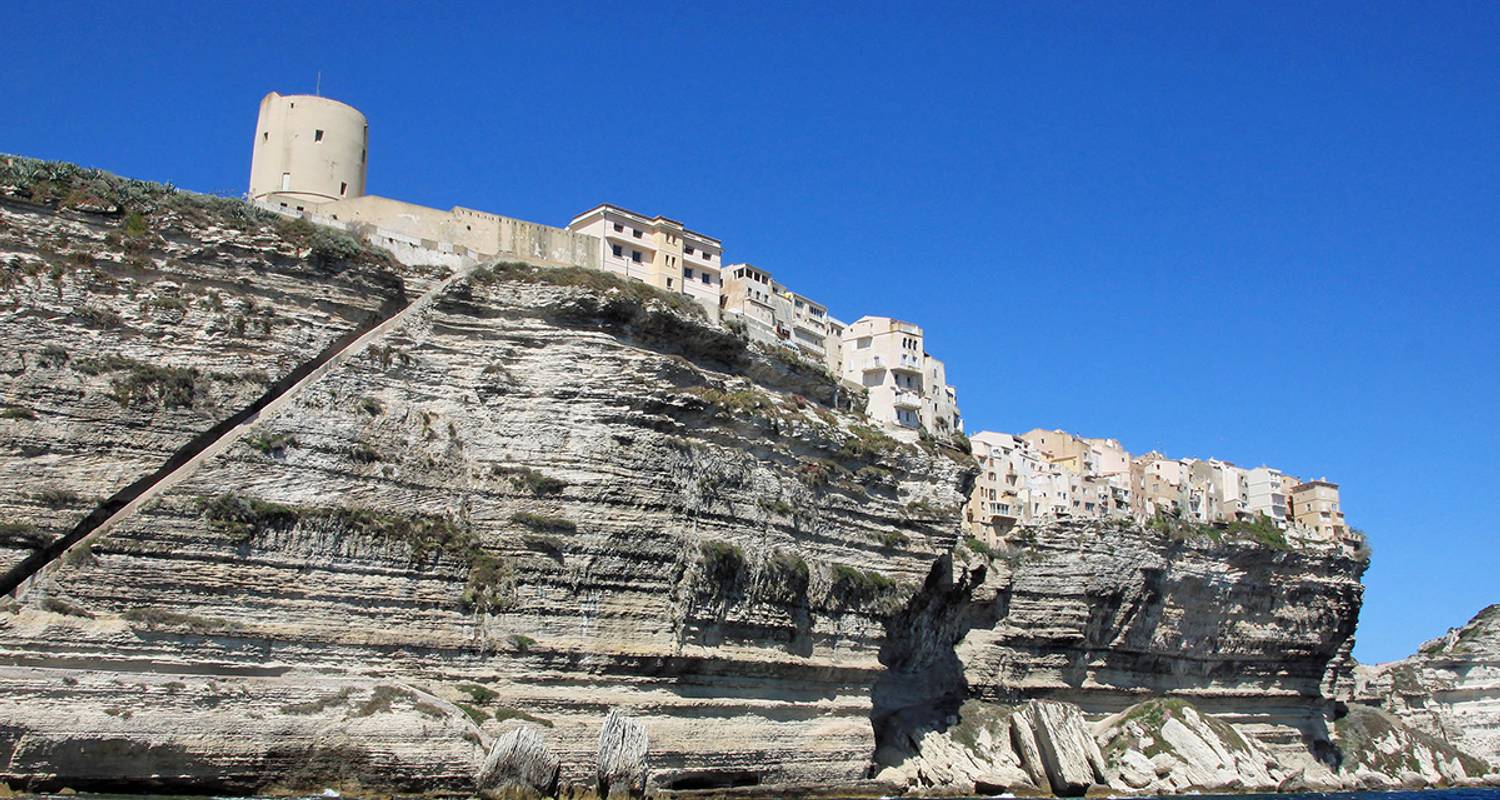 Mediterrane flair op Sardinië en Corsica - Gebeco