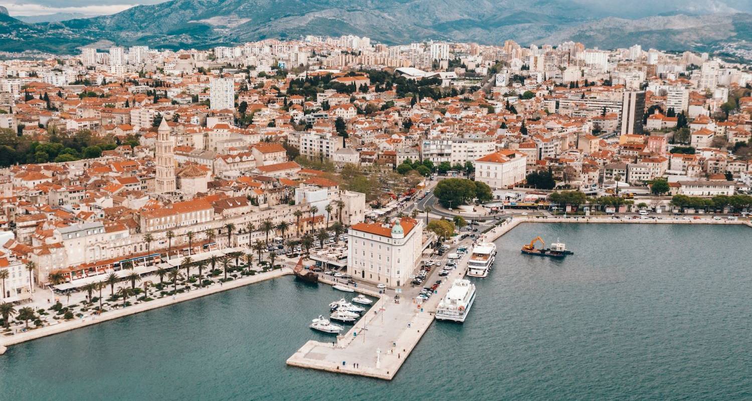 Split naar Pula: Hostel Week Groepsreis - Euroventure Travel