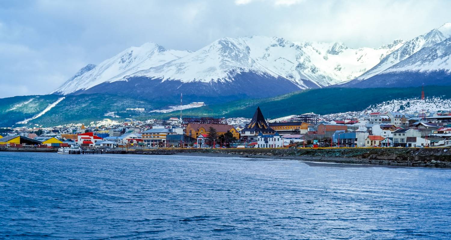 Antarctic Circle - M/V Ocean Albatros - Explore!