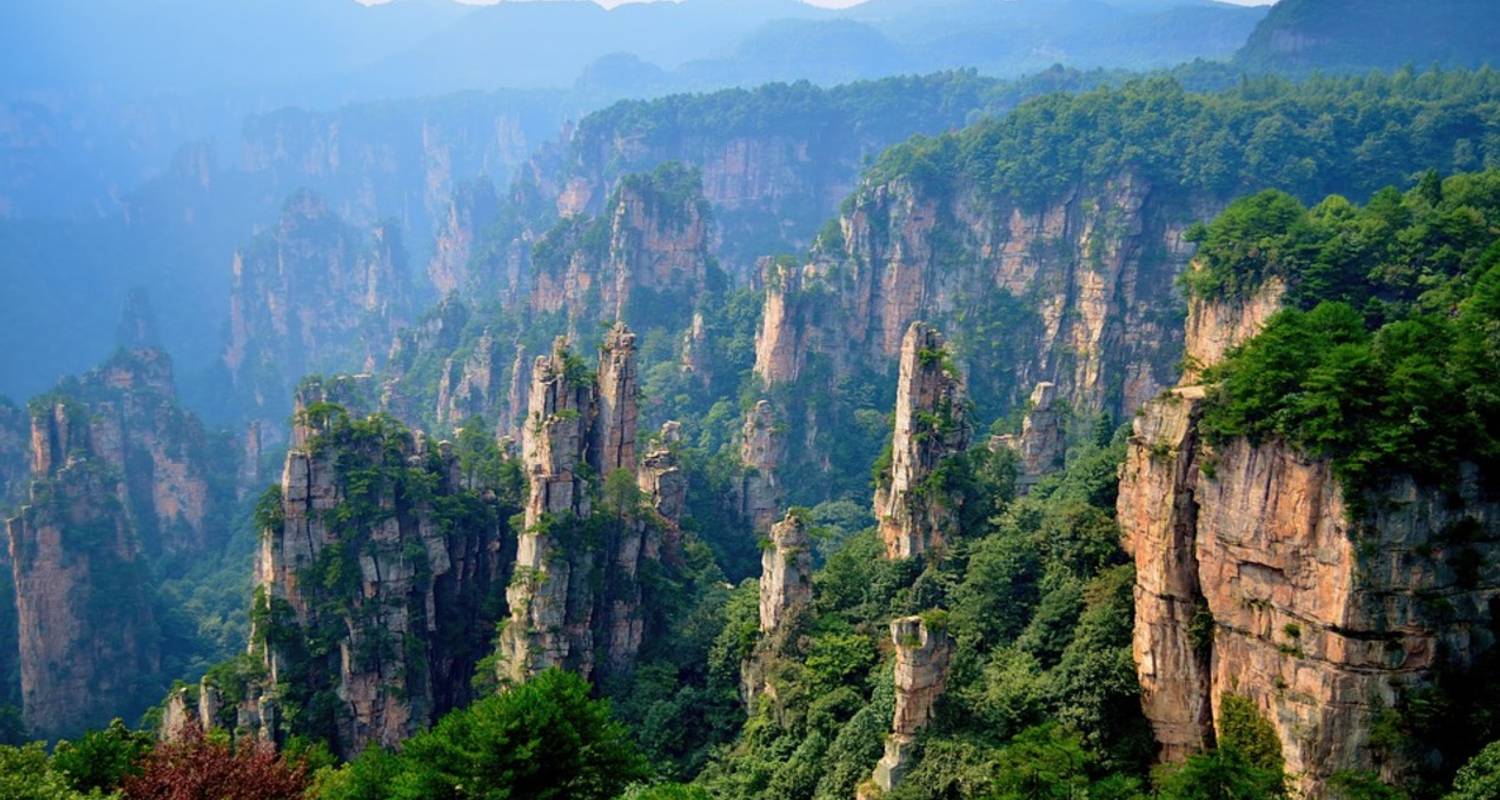 4 TAGE TOUR IN ZHANGJIAJIE: ERLEBEN SIE DIE REALE AVATAR-WELT - Receptivo Aborigen Tours