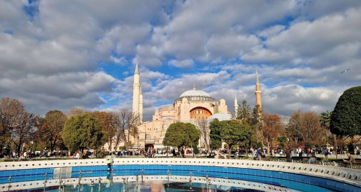 ISTANBULIAN | Visit Grand Bazaar, Hagia Sophia & Bosphorus and more - Greca