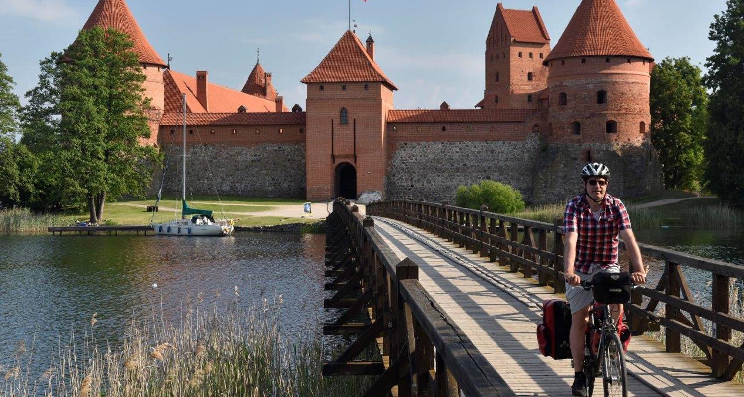 Fietsen door de Baltische Staten met het eiland Saaremaa, het Curonian Spit, de nationale parken Gauja & Lahemaa - Baltic Bike Travel UAB