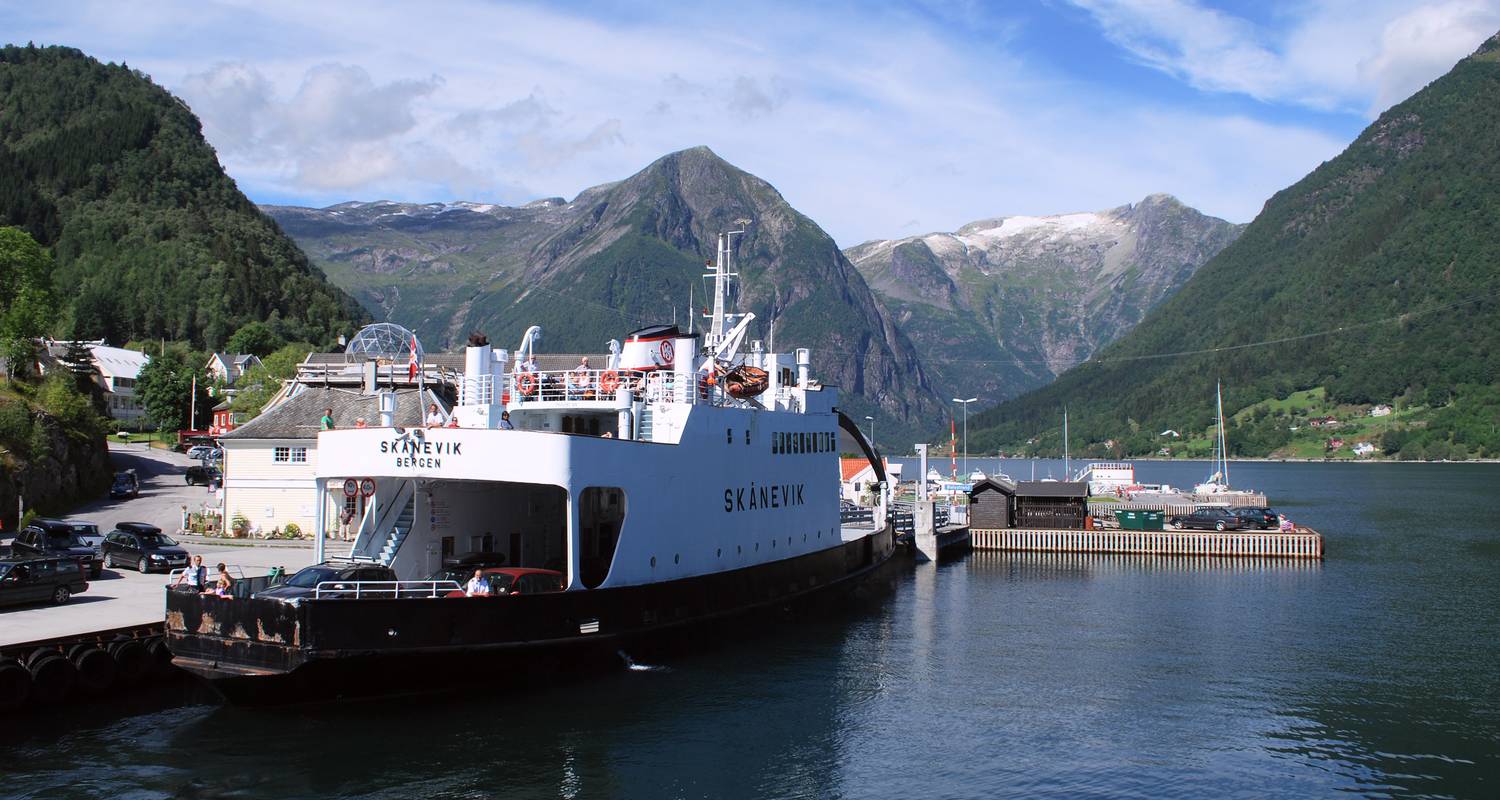 Best of Fjords & Historical Hotels