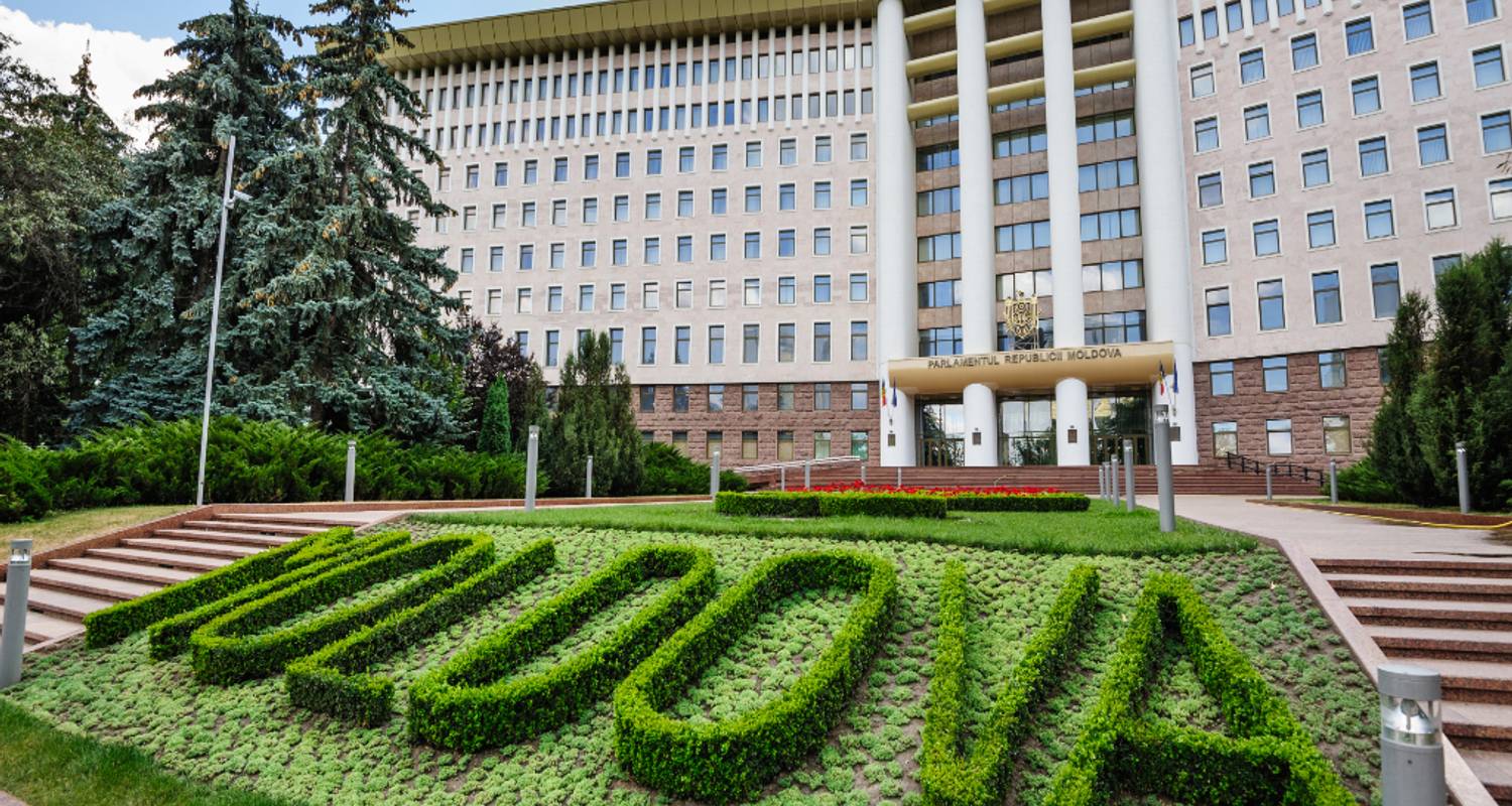 2 days from Iasi to Moldova Republic with Cricova Winery