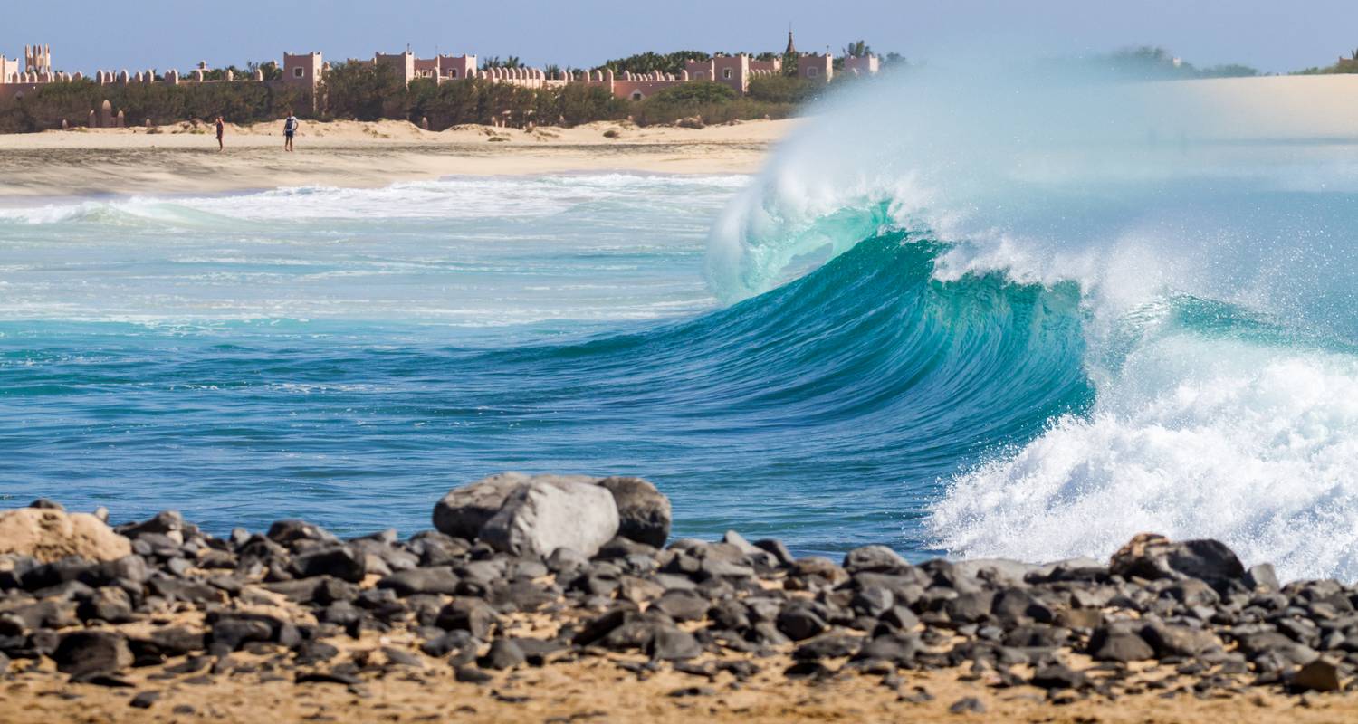 Cape Verde & Lisbon: Colourful City meets Salty Island