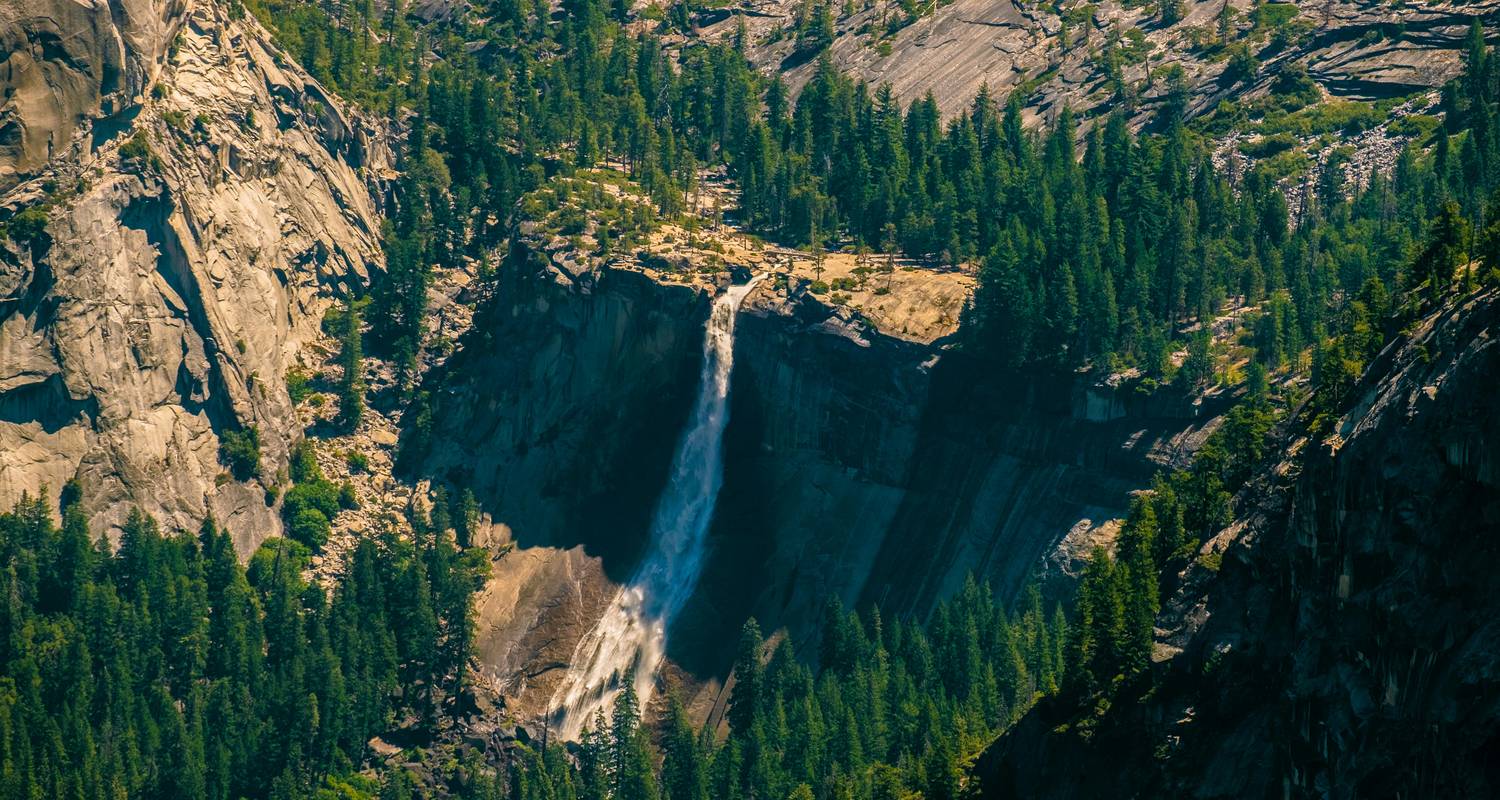 Círculo de Parques Nacionales de California: De la Arena a la Nieve, Joshua Tree, Valle de la Muerte y Yosemite - WeVenture