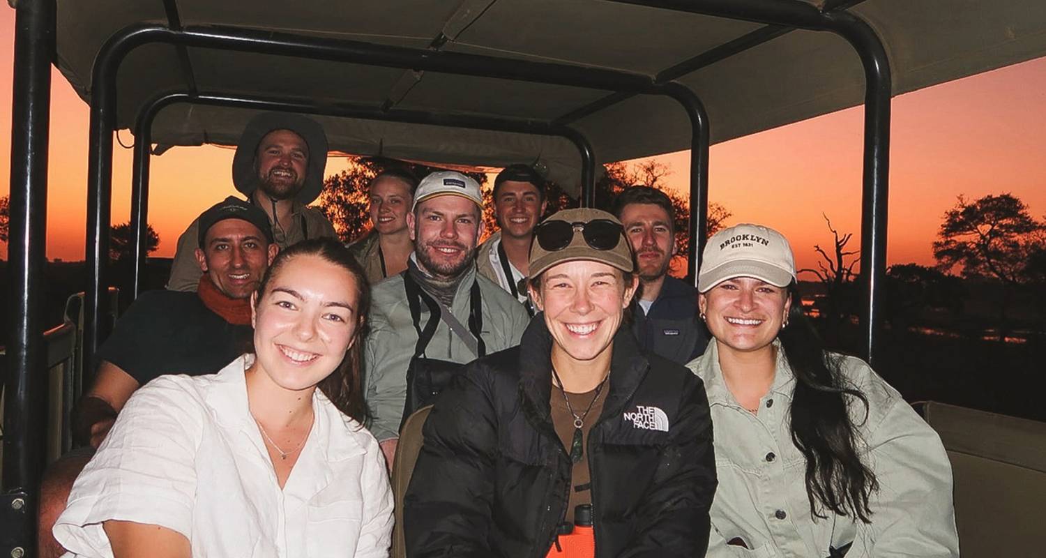 Okavango Delta en woestijnen Reünie 35 tot 45 (Alleen beschikbaar voor eerdere Contiki-reizigers, Reünie, 11 dagen) - Contiki