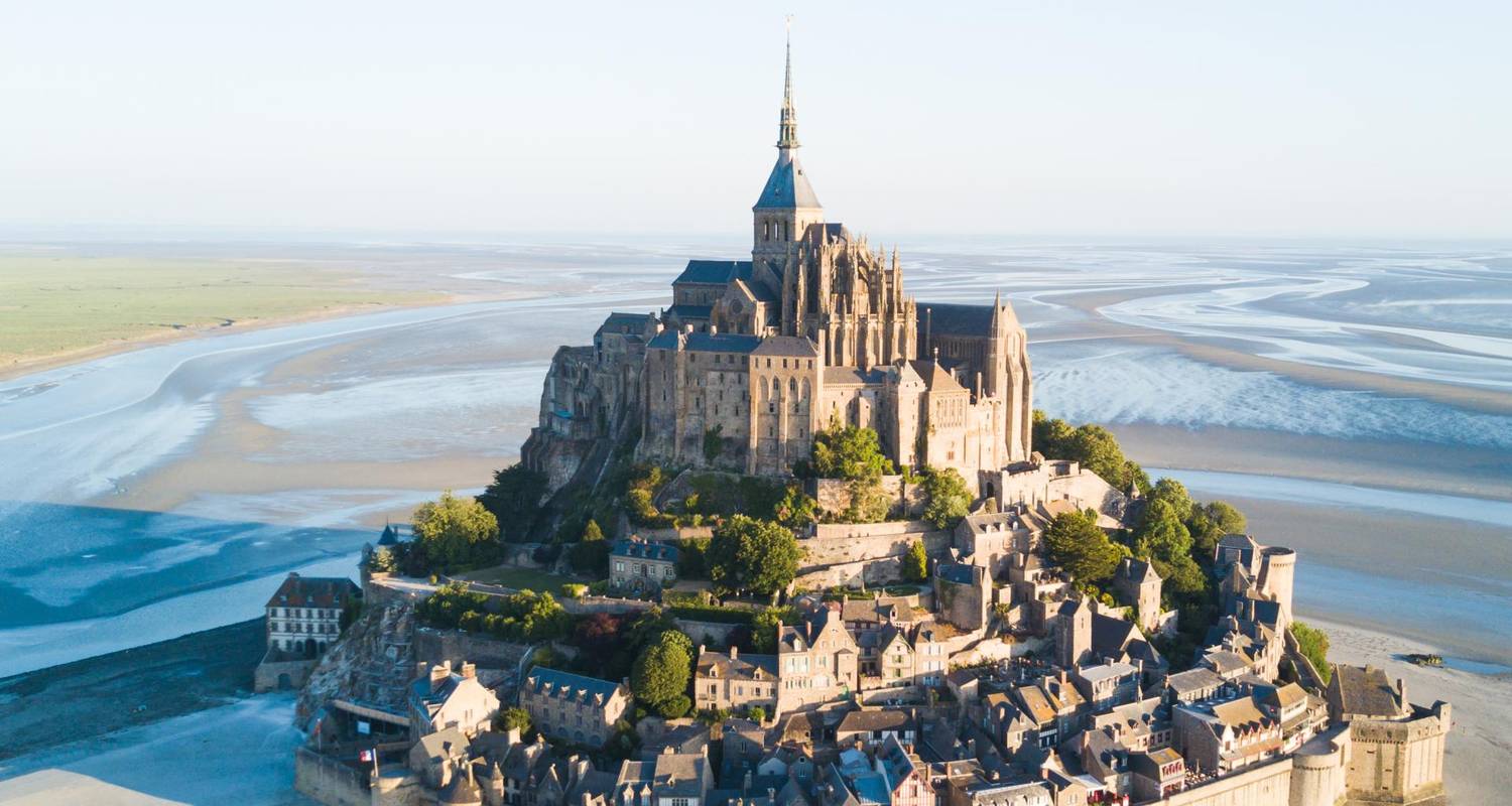 Paris vers les plages historiques du Débarquement - Omega Tours