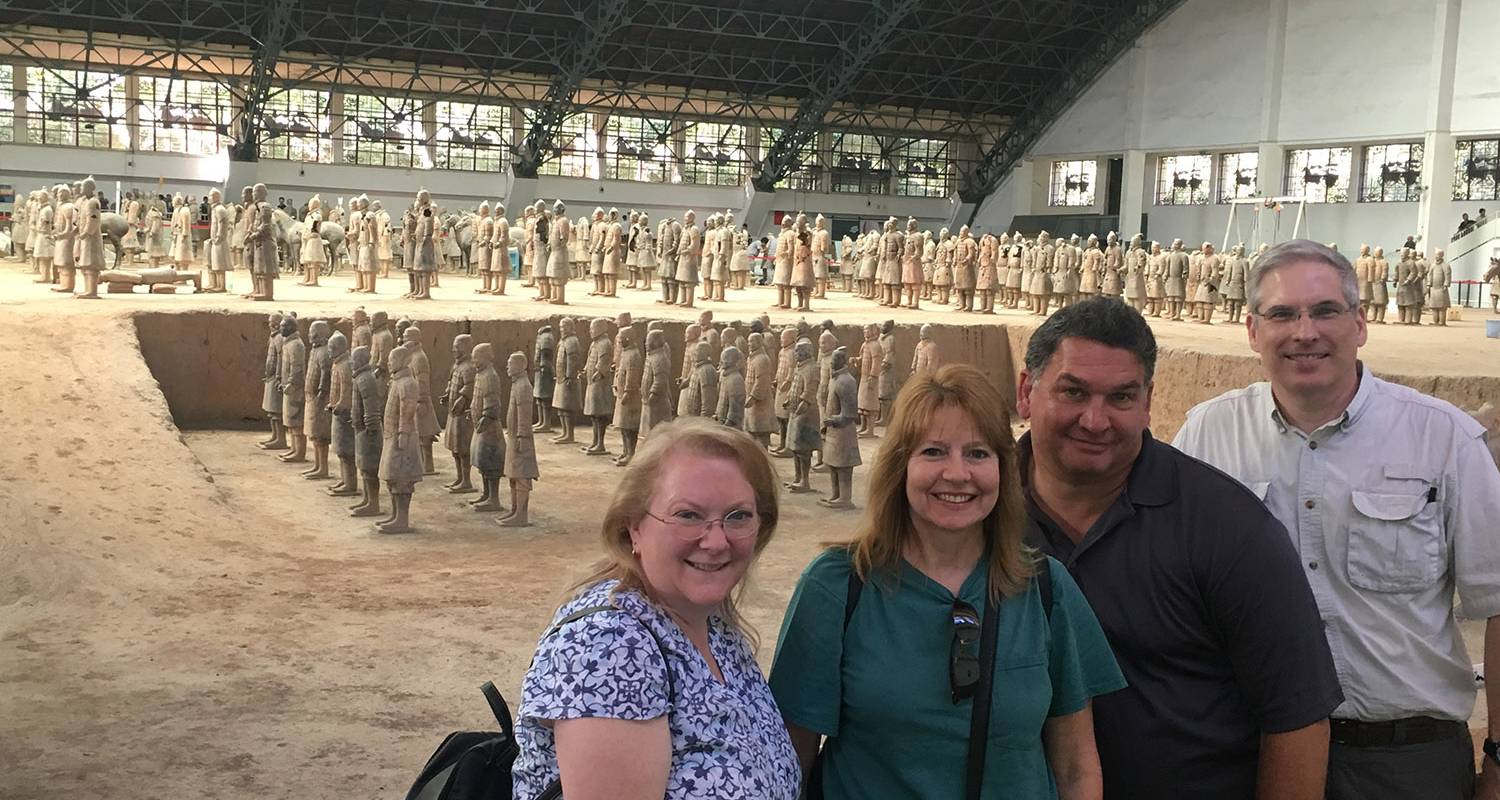 Dagtour in Xian met een minigroep naar het Terracottaleger, de stadsmuur, de reusachtige wilde ganzenpagode en de moslimbazaar - TravelChinaGuide Tours