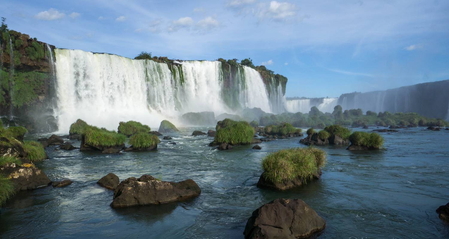 Circuit de 3 jours aux chutes d'Iguazu avec billet d'avion au départ de Rio de Janeiro - ETours Brazil DMC