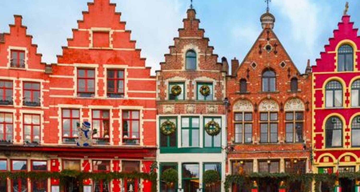 An Enchanting Christmas Getaway between Ghent and Bruges (port-to-port cruise)