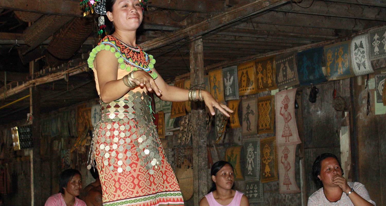 Romantic Sarawak Trips & Honeymoon Packages