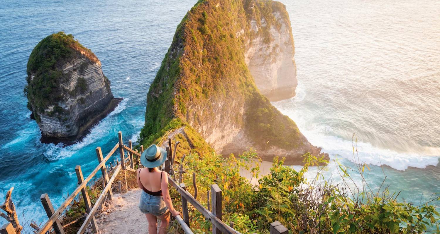Malaysia - Indonesia City & Beach Dream