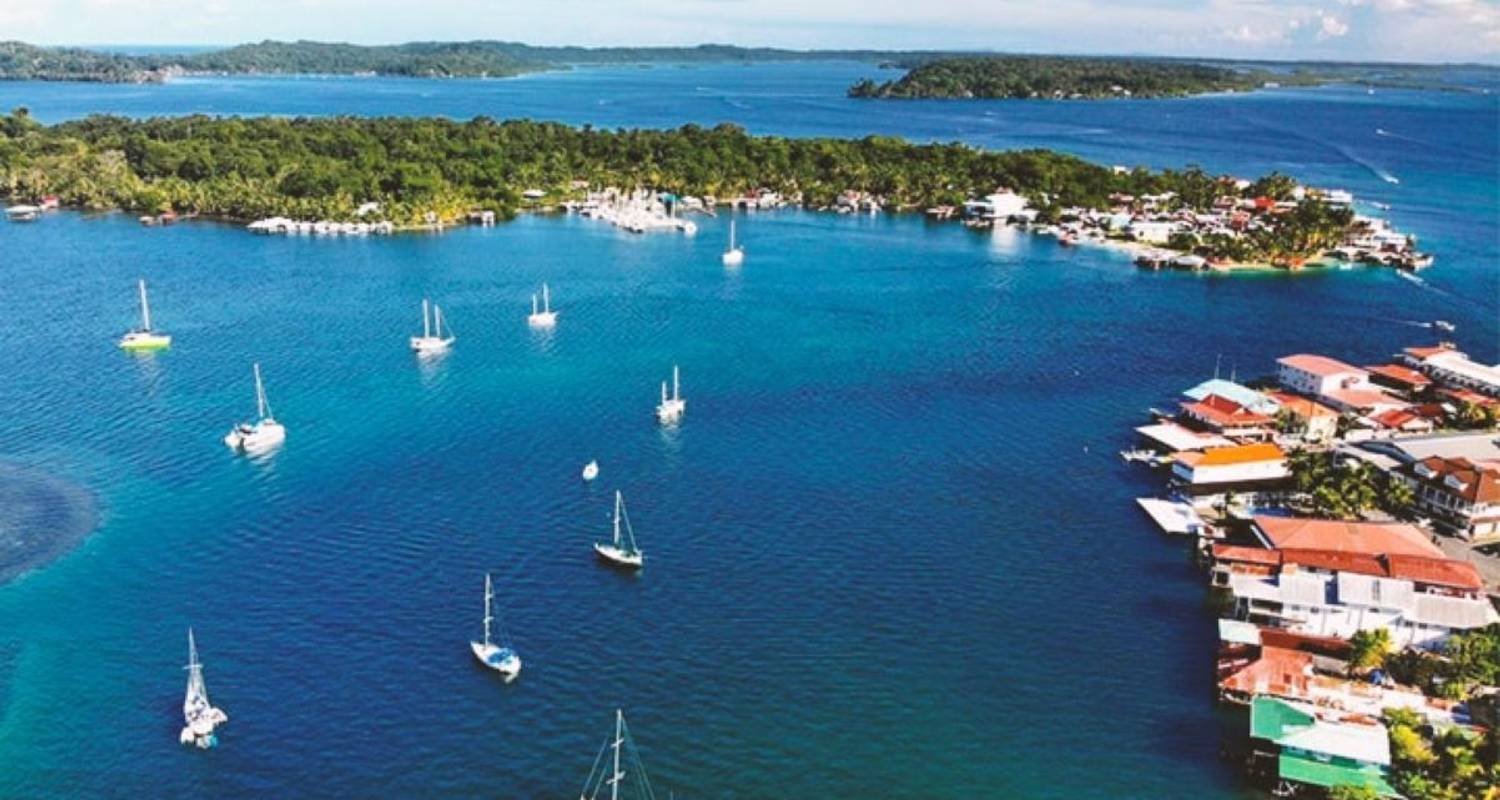 9 Days Across Panama: Culture, Mountains & Caribbean Paradise