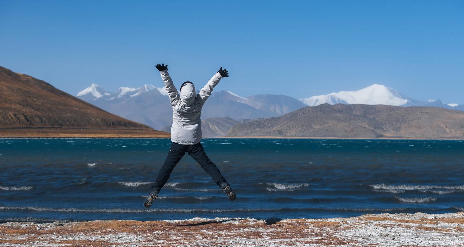 Fully Guided Tours & Trips in Yamdrok Lake