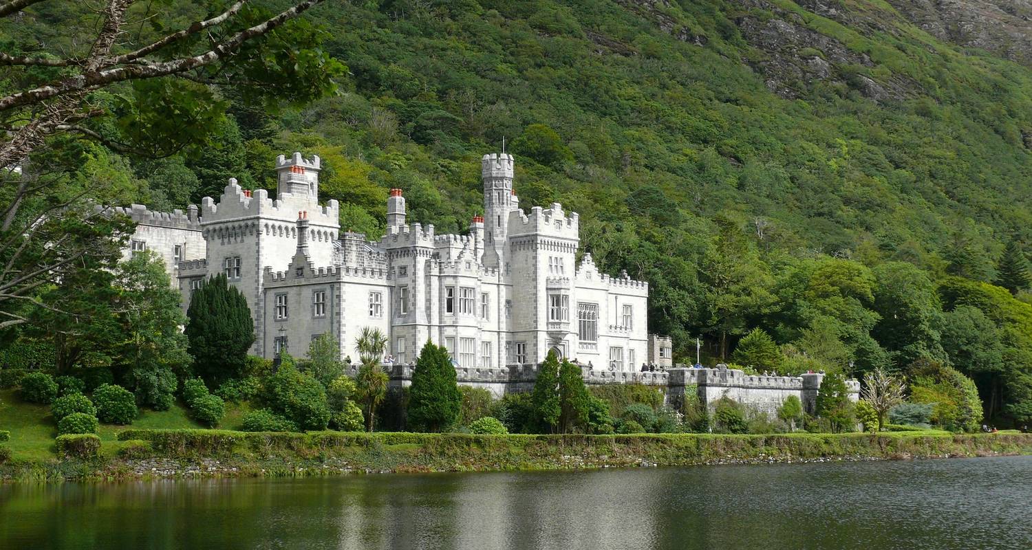 Belfast, Galway, Northern Ireland & Atlantic Coast Small-Group Tour - 5 Days