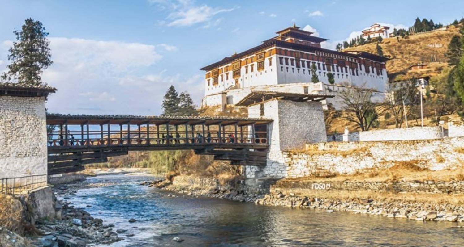 Romantic Mount Jomolhari Trips & Honeymoon Packages