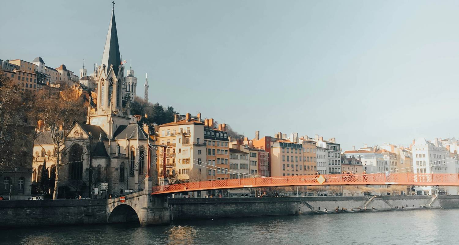 Food and Wine in a French Chateau (2025-2026)