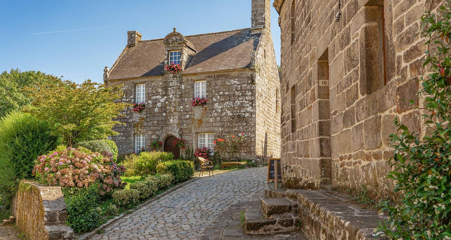 From Le Puy-en-Velay to Aumont-Aubrac 6 Days