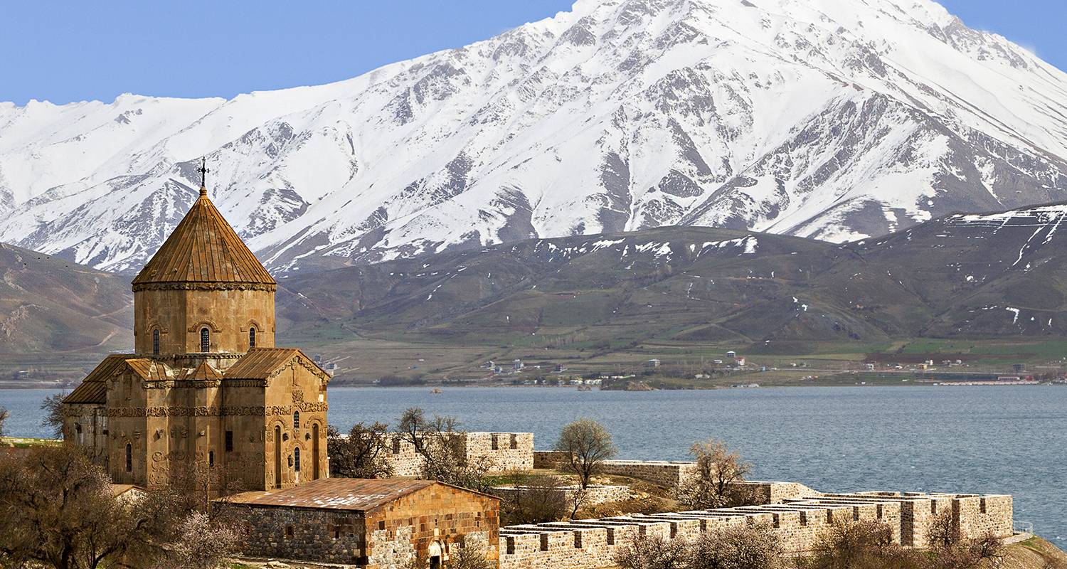 Lake Van & Mount Ararat to Istanbul - 6 days