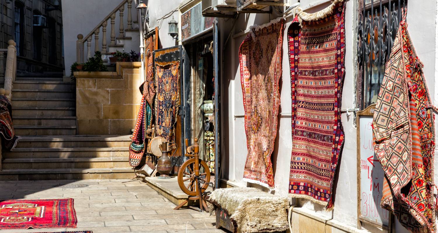 Circuits et voyages au Bakou