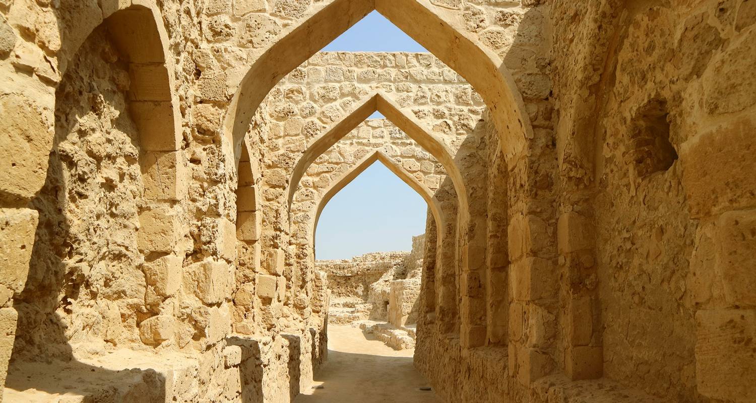 Arabic dream and pearls of the Persian Gulf (12 destinations)