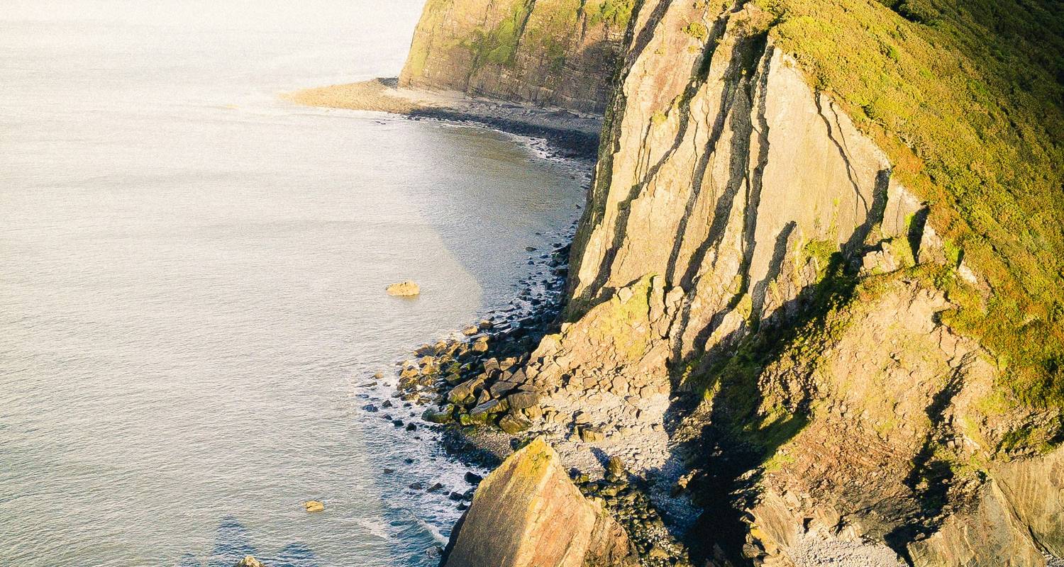 Hiking on the South West Coastal Path Westward Ho to Padstow 10 Days