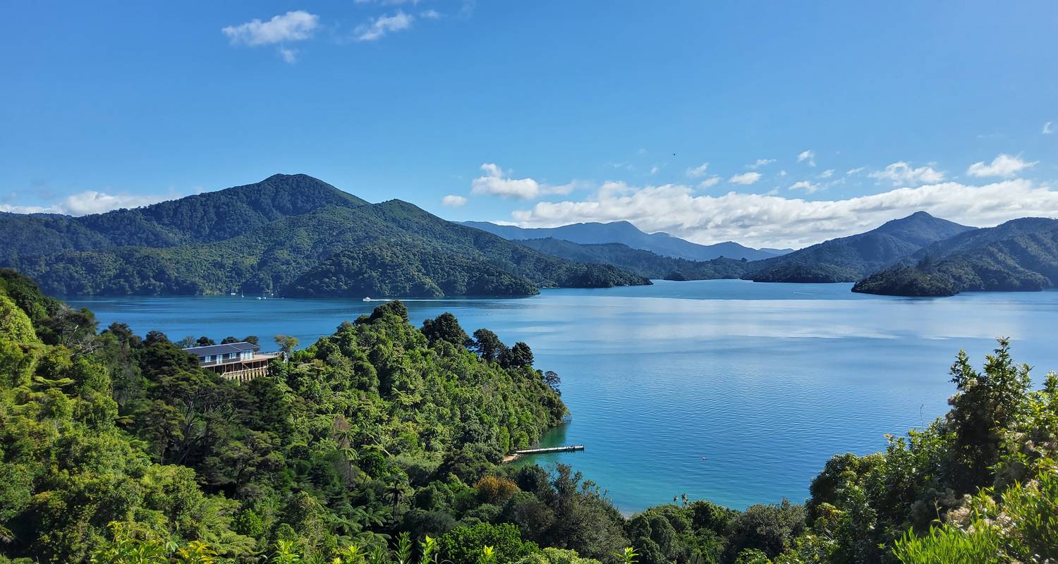 The Coastal Explorer - ZigZag Tours NZ