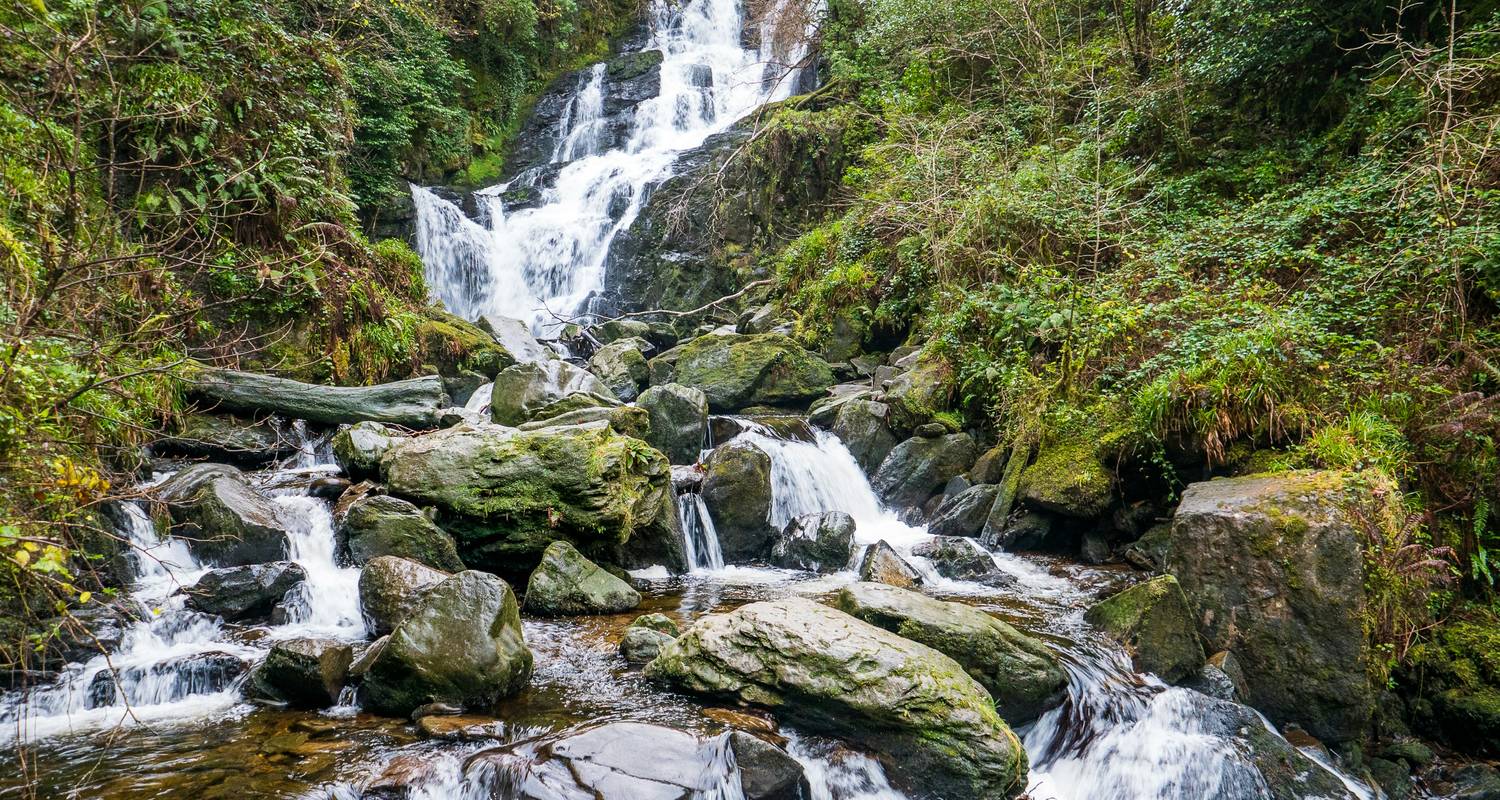 8-day comfortable self-hike on the Kerry Way 8 Days