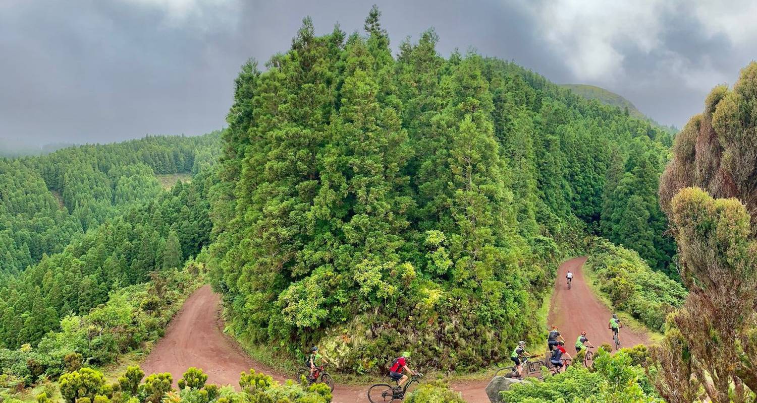 Azores Paradise Cycling Tour (7 days)