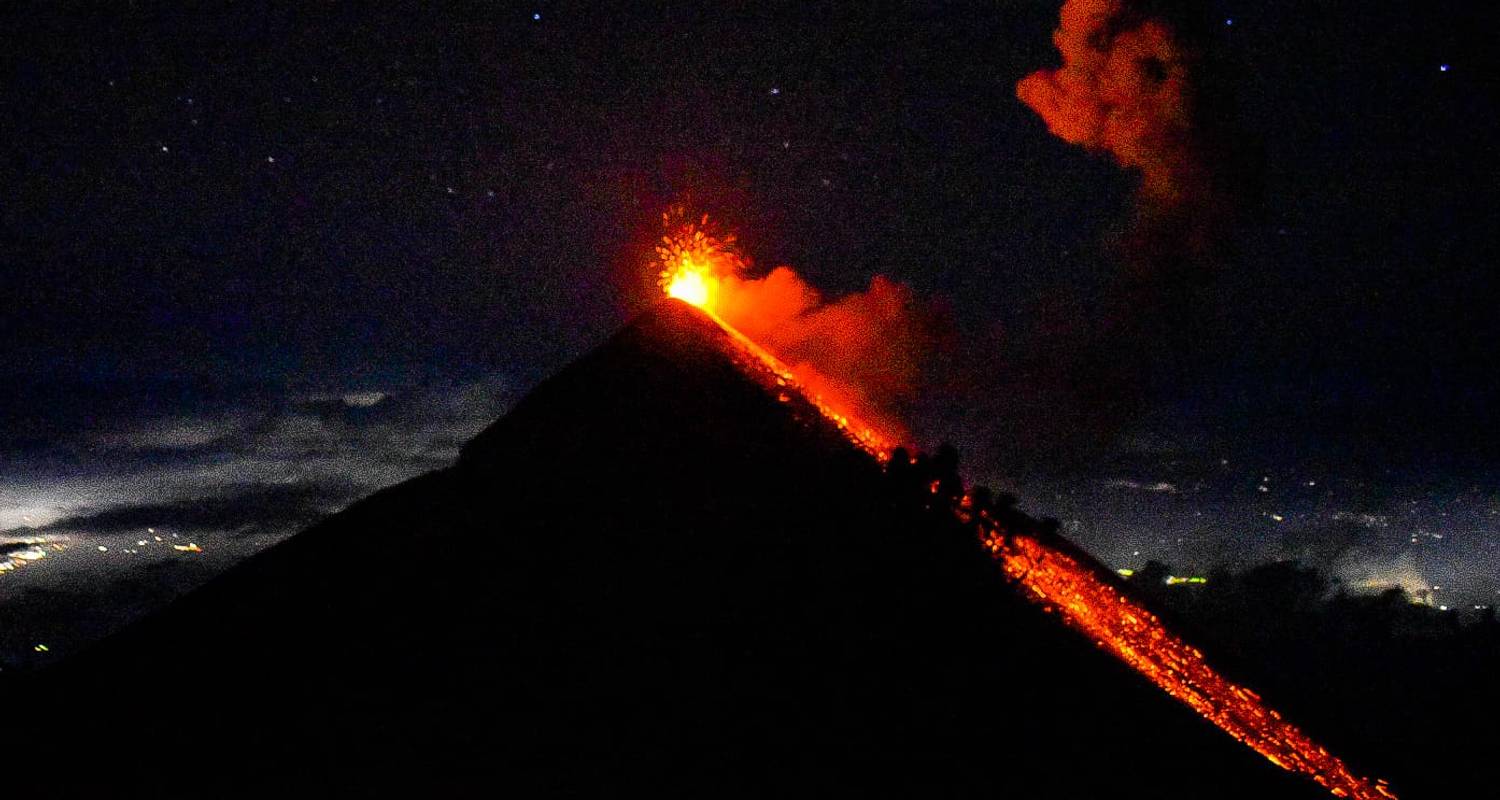 Desde Antigua: Excursión de 2 días al Volcán de Acatenango con guía local - Marvelus Travel