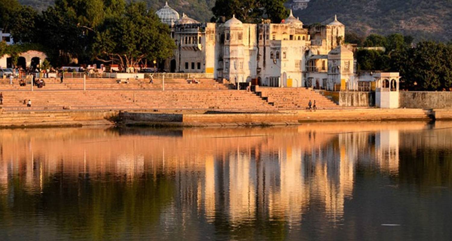 Rajasthan and Varanasi: Bike Tours & the Taj Mahal - G Adventures