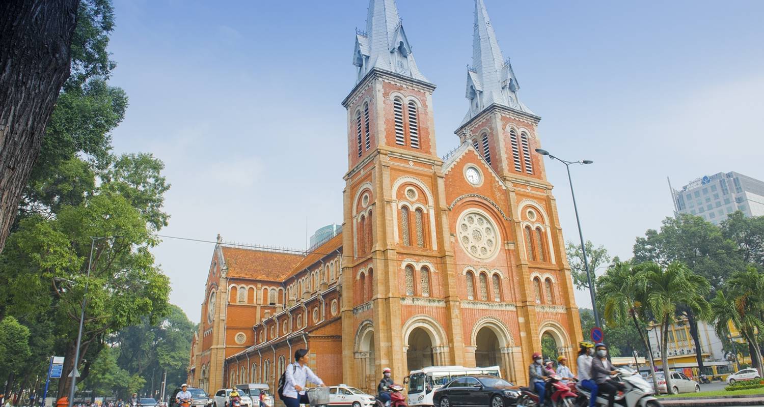 De Mekong Passage: Van Phnom Penh naar Hanoi 10-daagse - Legend Travel Group