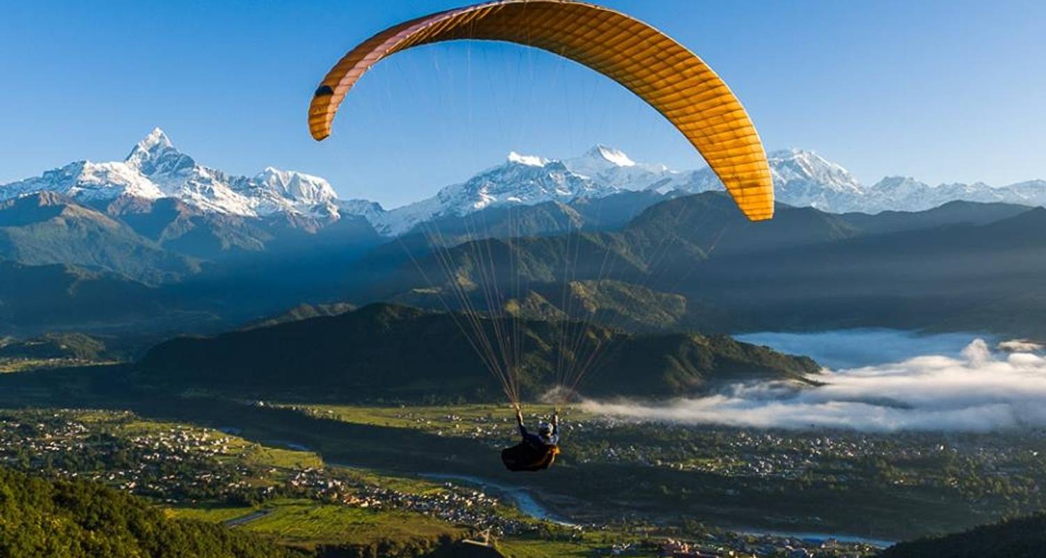 25 - 30 Minuten kurze Paragliding-Tour ab Sarangkot, Pokhara - Nepal Hiking Pvt. Ltd.