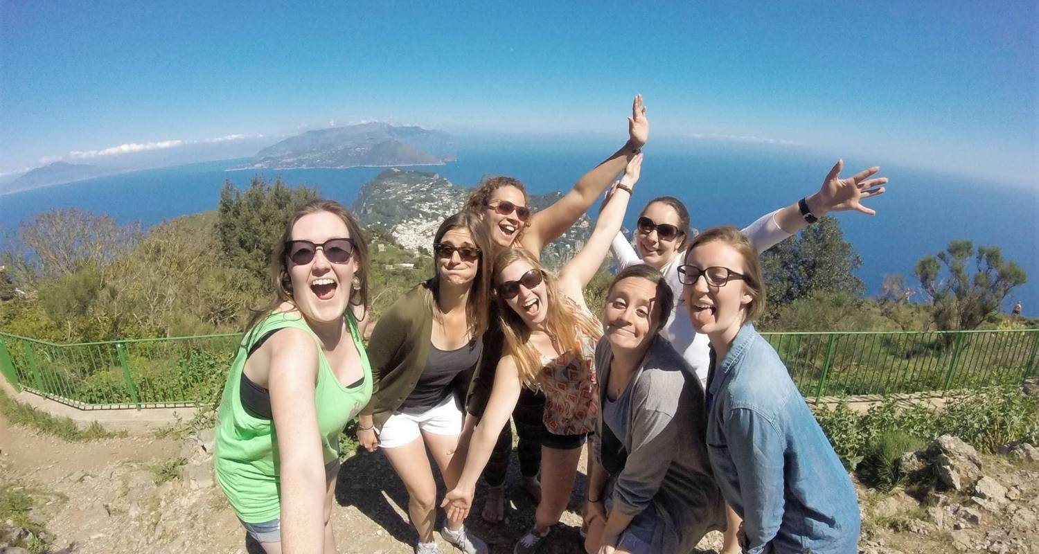 Rome to Amalfi Coast - 7 Day Let's Go South (Age 21 To 41)