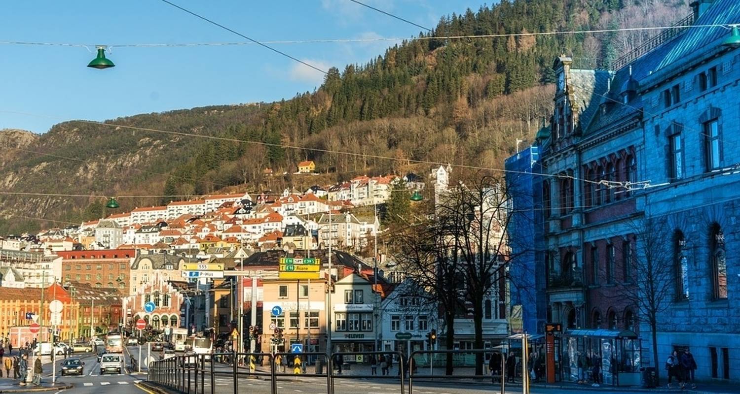 Country Roads of Scandinavia (Classic)