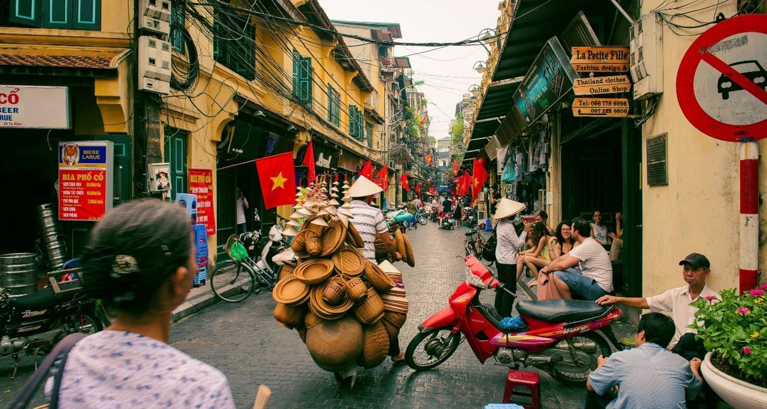 How To Travel From Ho Chi Minh City To Halong Bay