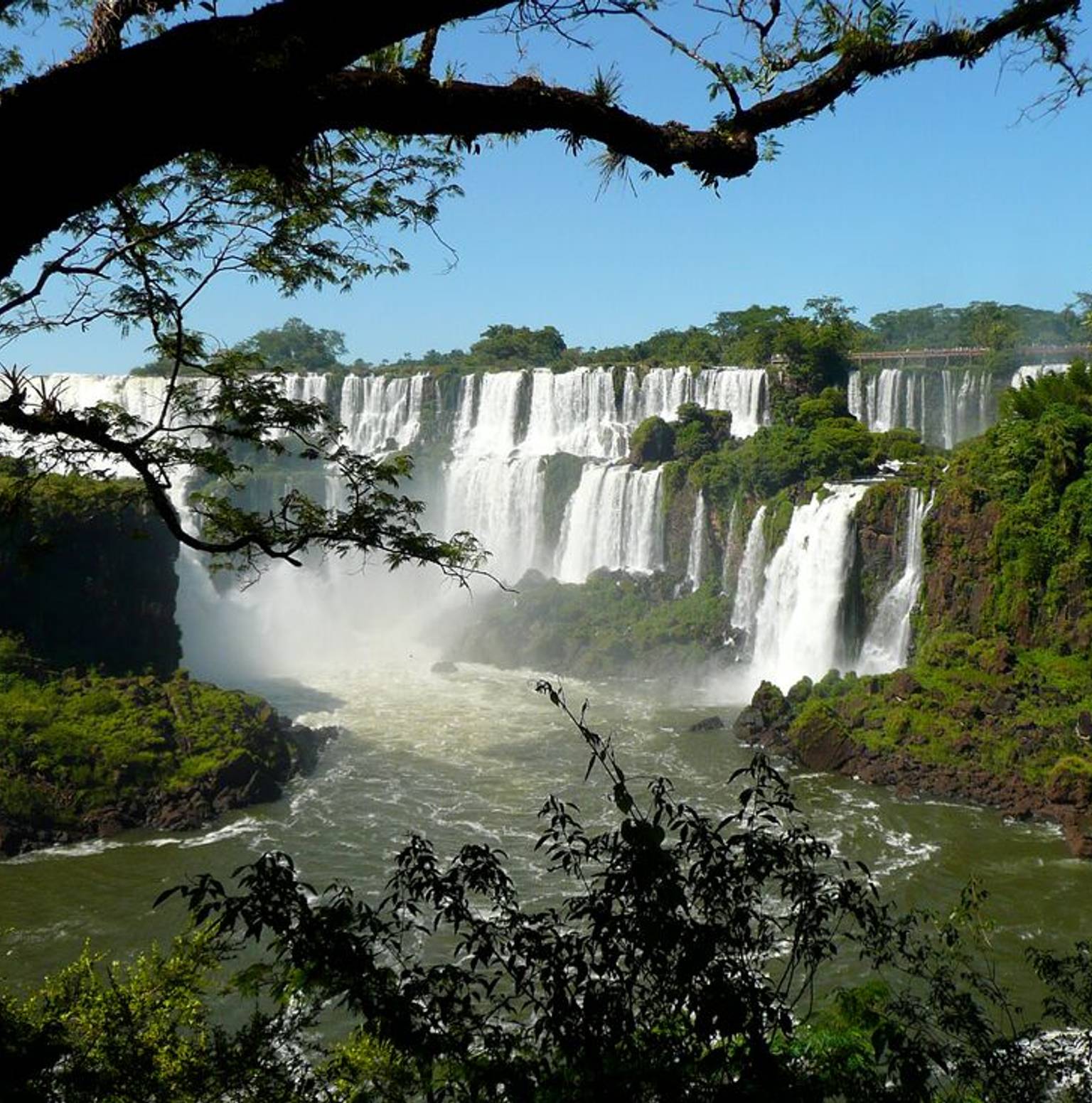 Overnight Bus - Iguazu Falls — Puerto Iguazu