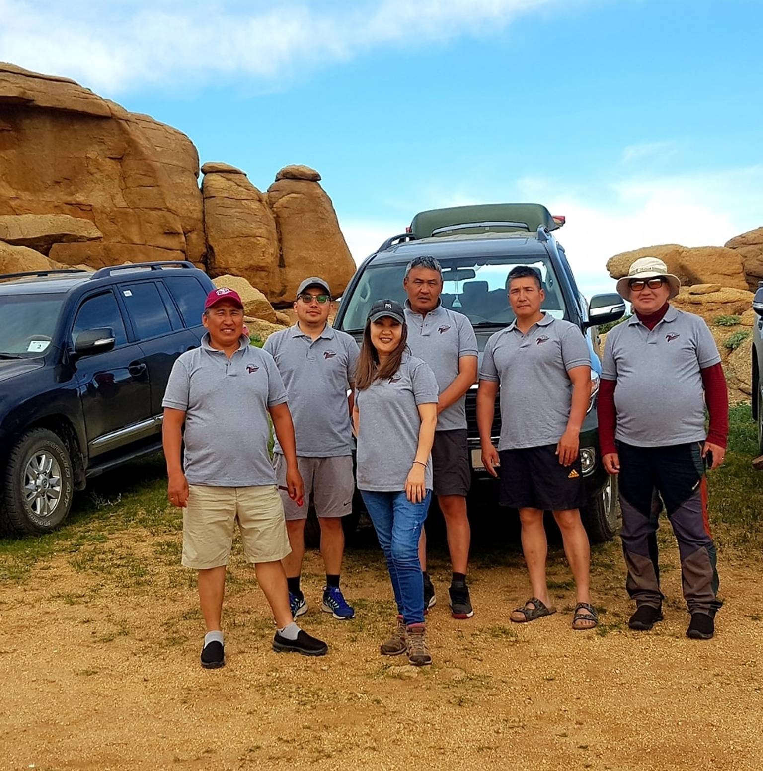 Fly to Dalanzadgad; travel through rocky plains of Gobi Gurvansaikhan National Park (breakfast,lunch,dinner) — Dalanzadgad