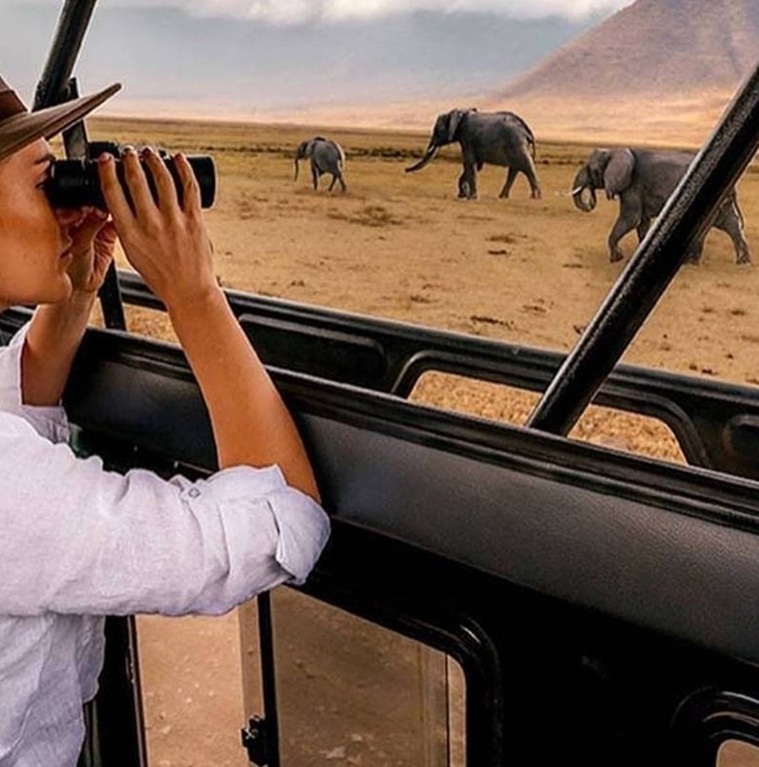 SERENGETI NATIONAL PARK TO NGORONGORO CRATER — Serengeti National Park