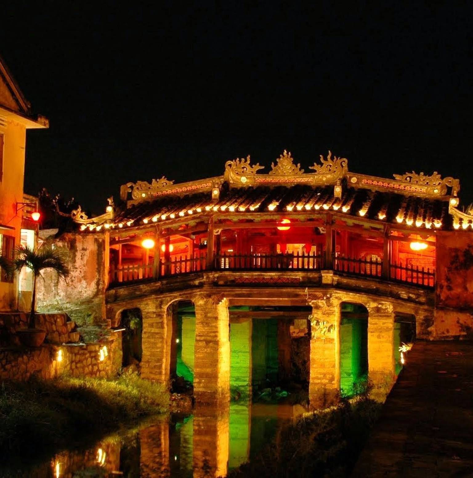 Ho Chi Minh – Flight to Da Nang – Hoi An check in (Meal: B) — Ho Chi Minh City